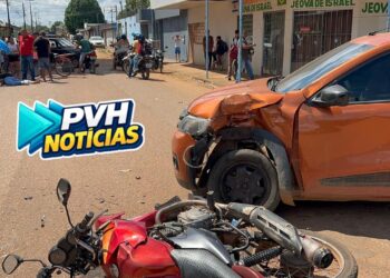 URGENTE: Carro avança cruzamento e causa grave acidente com motociclista na zona sul da capital