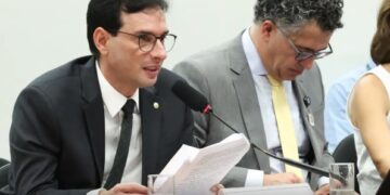 Fim da escala 6×1: relator propõe que um dia de folga seja no domingo