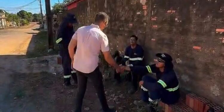 Pedro Geovar acompanha obras de drenagem no bairro Cidade Nova após cobrança da comunidade