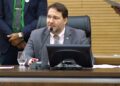 Alex Redano cobra solução urgente para falta de professores em escola de Vila União