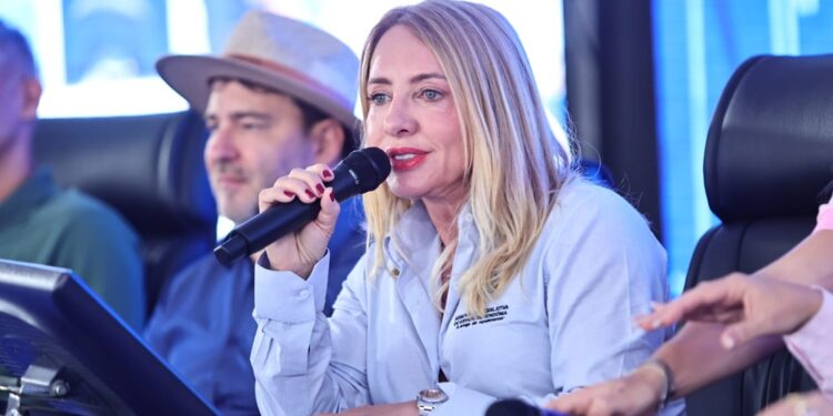Ieda Chaves reconhece a força e liderança das mulheres durante sessão solene em Ji-Paraná