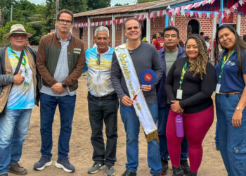 Alan Queiroz participa da Festa do Divino Espírito Santo em Costa Marques e destaca tradição no Vale do Guaporé