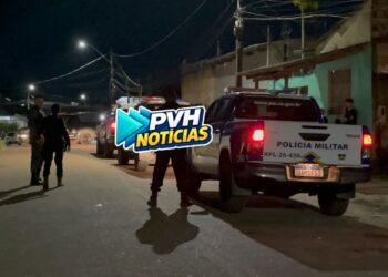 URGENTE: Policial Penal se rende depois de agredir a esposa e se trancar em residência