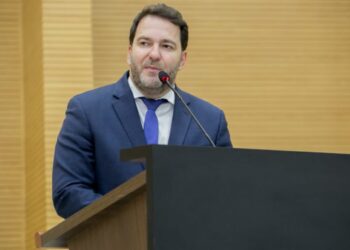Deputado Alex Redano solicita recuperação da RO-408 entre Campo Novo e Vila União