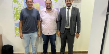 Vereador Márcio Pacele leva demandas do bairro Igarapé à Seinfra e busca melhorias para a comunidade