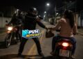 Mulher tem moto roubada por criminosos armados em Porto Velho