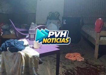 Mulher é atacada a golpes de facão por bandidos encapuzados após ter casa invadida em Porto Velho