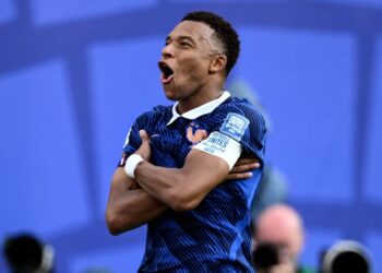 Mbappé empata com Messi na artilharia da Copa após gols contra Suécia