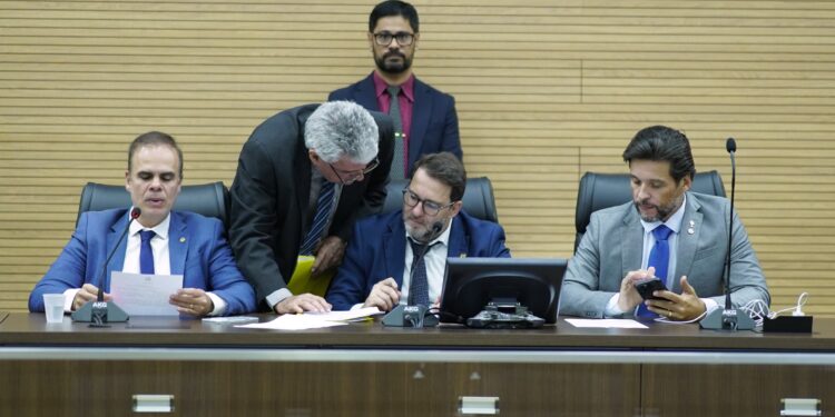 Alex Redano solicita mutirão para emissão da nova Carteira de Identidade Nacional em Cacoal
