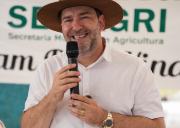 Emenda de Alex Redano garante entrega de condicionadores de solo para produtores rurais de Buritis