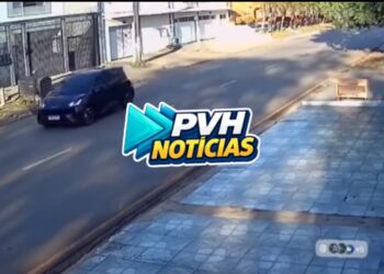 VÍDEO: Câmera flagra morador de rua sendo atropelado por carro de aplicativo em Porto Velho