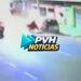 VÍDEO: Motociclista bate em traseira de carro parado e fica em estado grave