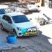 VÍDEO: Motorista abre a porta do carro e causa acidente com duas motos na zona sul