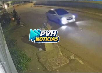 VÍDEO: Jovem é baleado durante ataque a tiro em frente de residência na zona leste