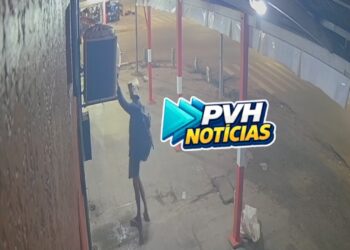 VÍDEO: Ladrão é filmado durante furto em panificadora na capital