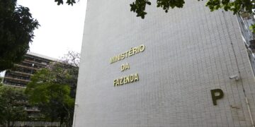 Governo Central tem superávit de R$ 10,8 bilhões em julho
