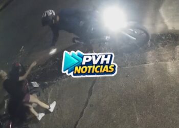 VÍDEO: Ladrão é filmado fazendo assalto na zona sul