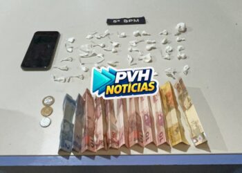 NO SANTANA: Força Tática fecha boca de fumo e prende suspeito com drogas na leste