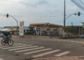 TRÂNSITO: Prefeitura instala semáforo para reduzir acidentes na avenida Mamoré com a rua Capão da Canoa