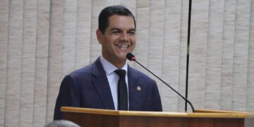 Cássio Gois participa da sessão ordinária da Câmara de Espigão do Oeste